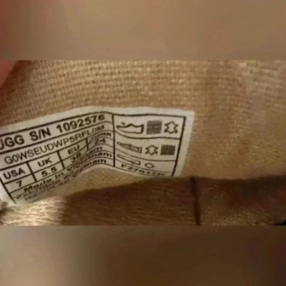 UGG Black White Pom Pom Slip On Loafer Shoes Women US 7 EU 38 - Picture 5 of 9